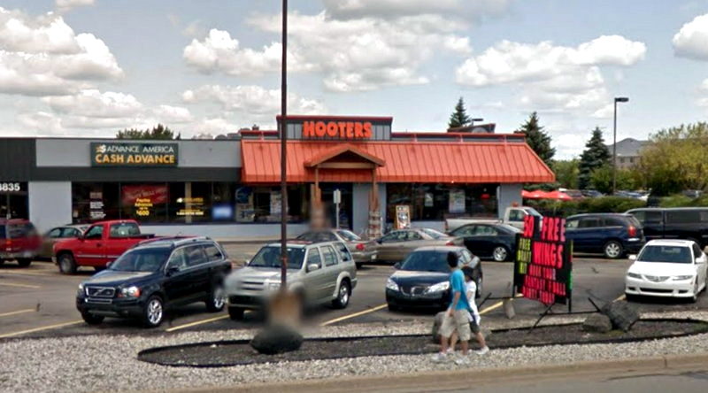 Hooters - Grand Rapids - 3835 28Th St Se